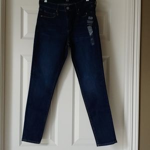 GAP mid rise sculpt true skinny